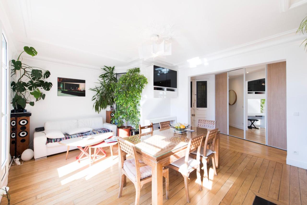 Apartment Veeve - By The Palais Royal Paris